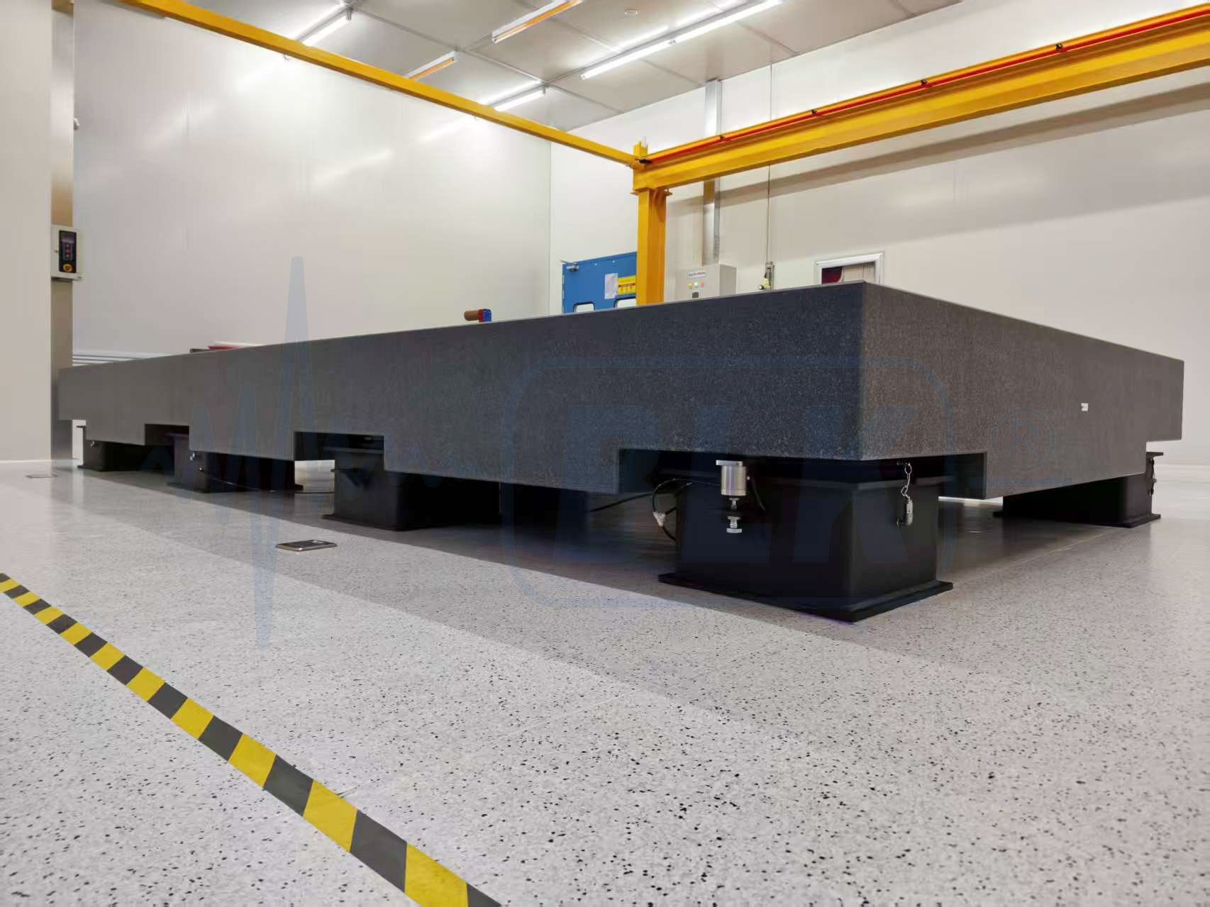 定制超大型光学隔振平台